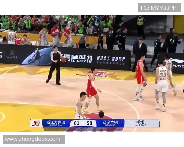 CBA精彩对决北京队与浙江广厦队比赛录像回顾与精彩瞬间分析