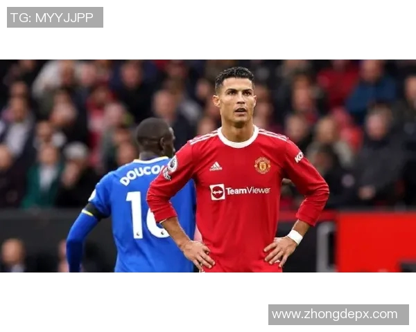 曼联主场迎战热刺争夺英超积分榜重要战役精彩对决不容错过 曼联主场迎战热刺争夺英超积分榜重要战役精彩对决不容错过