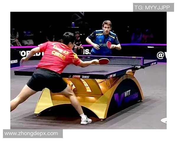 理文足球队与南区足球会激战正酣争夺联赛荣耀的精彩对决